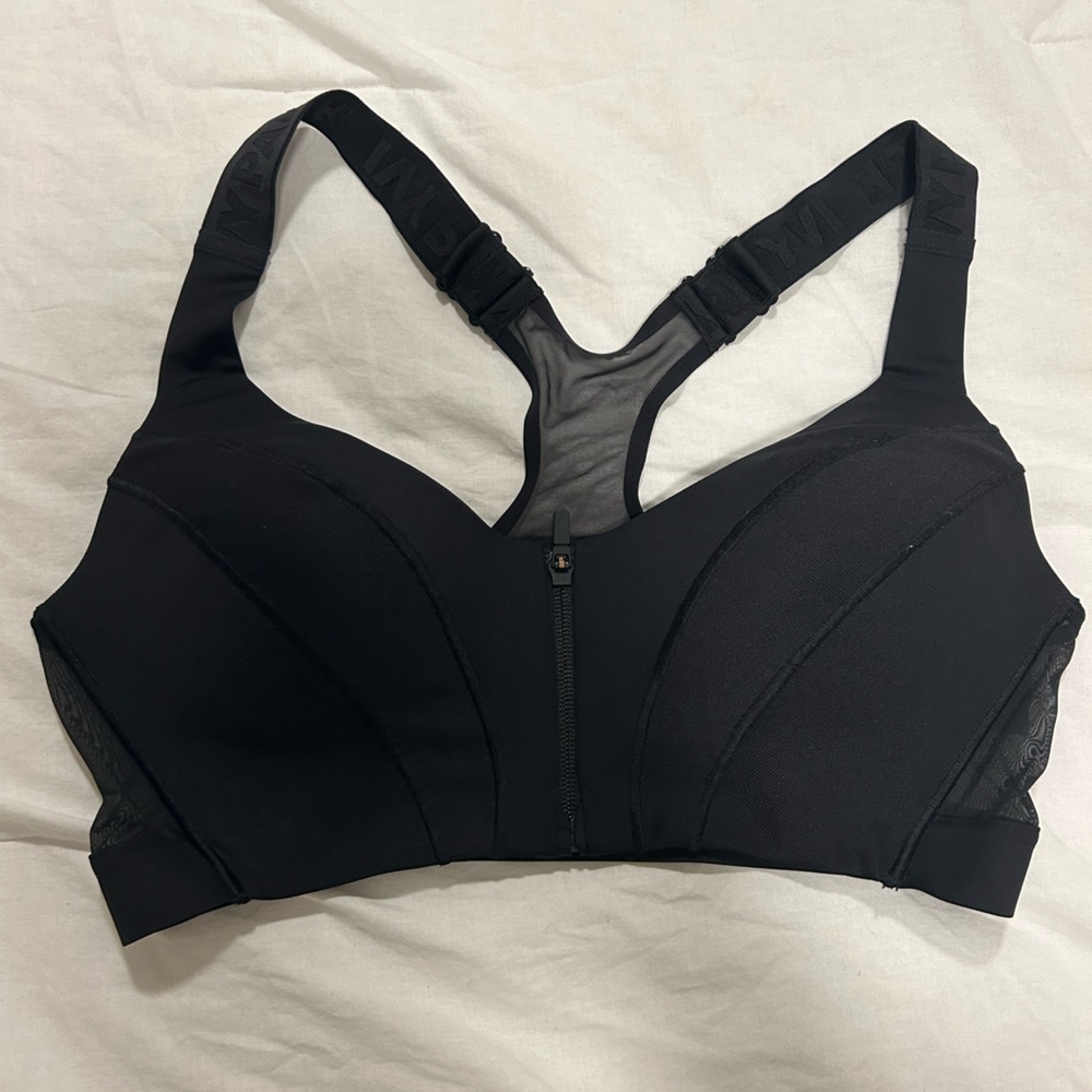 Adidas x ivy park sports bra